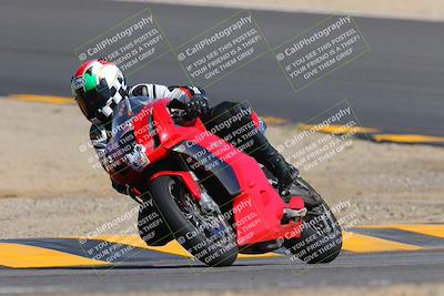 media/Oct-03-2022-Moto Forza (Mon) [[5f077a3730]]/Intermediate Group/Session 2 (Turn 10)/